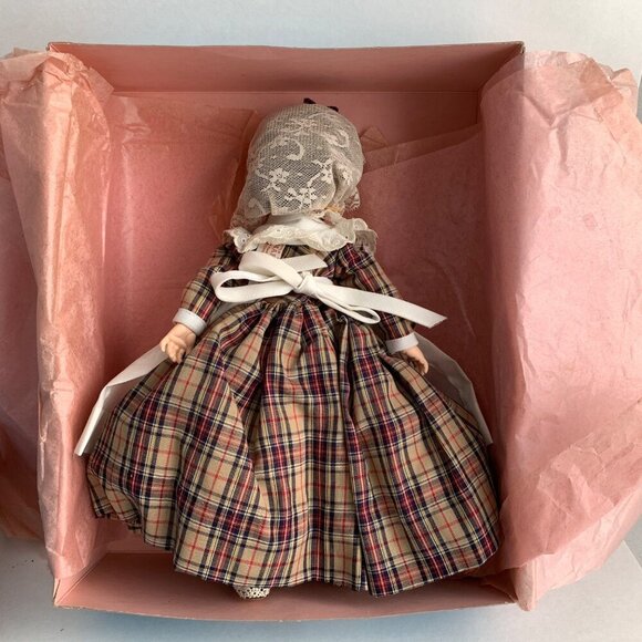 Madame Alexander Doll Marme 1224 In Original Box - Picture 4 of 8